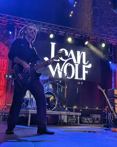 LeanWolf en el escenario