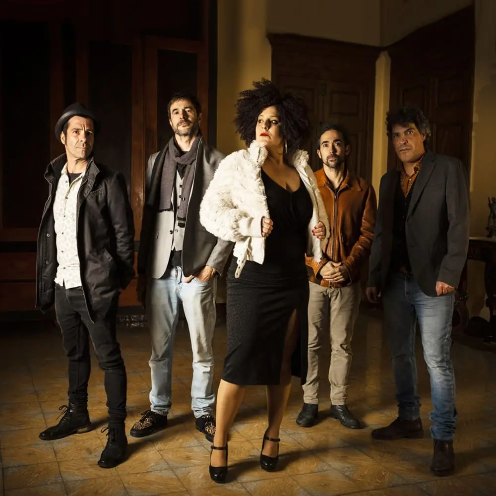 Grupo de blues rock actuando en el festival de blues de Cáceres